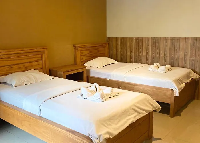 Pensión Ghamed Sari 4*